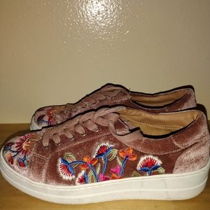 Steven NC Nitro Sneak